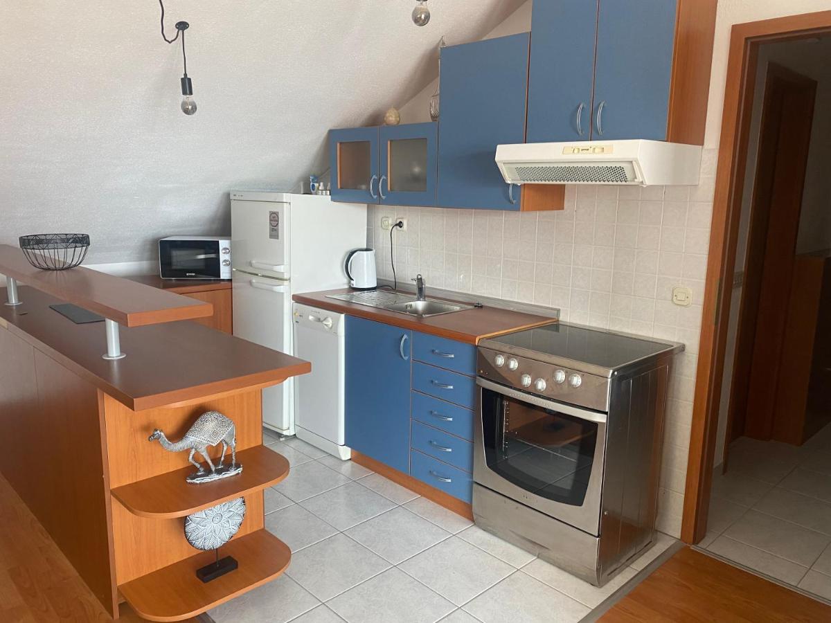 Top Floor Apartment With Sea View Kaštela 外观 照片